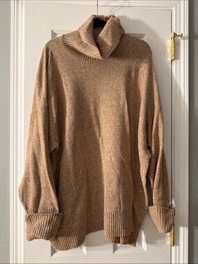 Old Navy Camel Turtleneck Sweater - Women